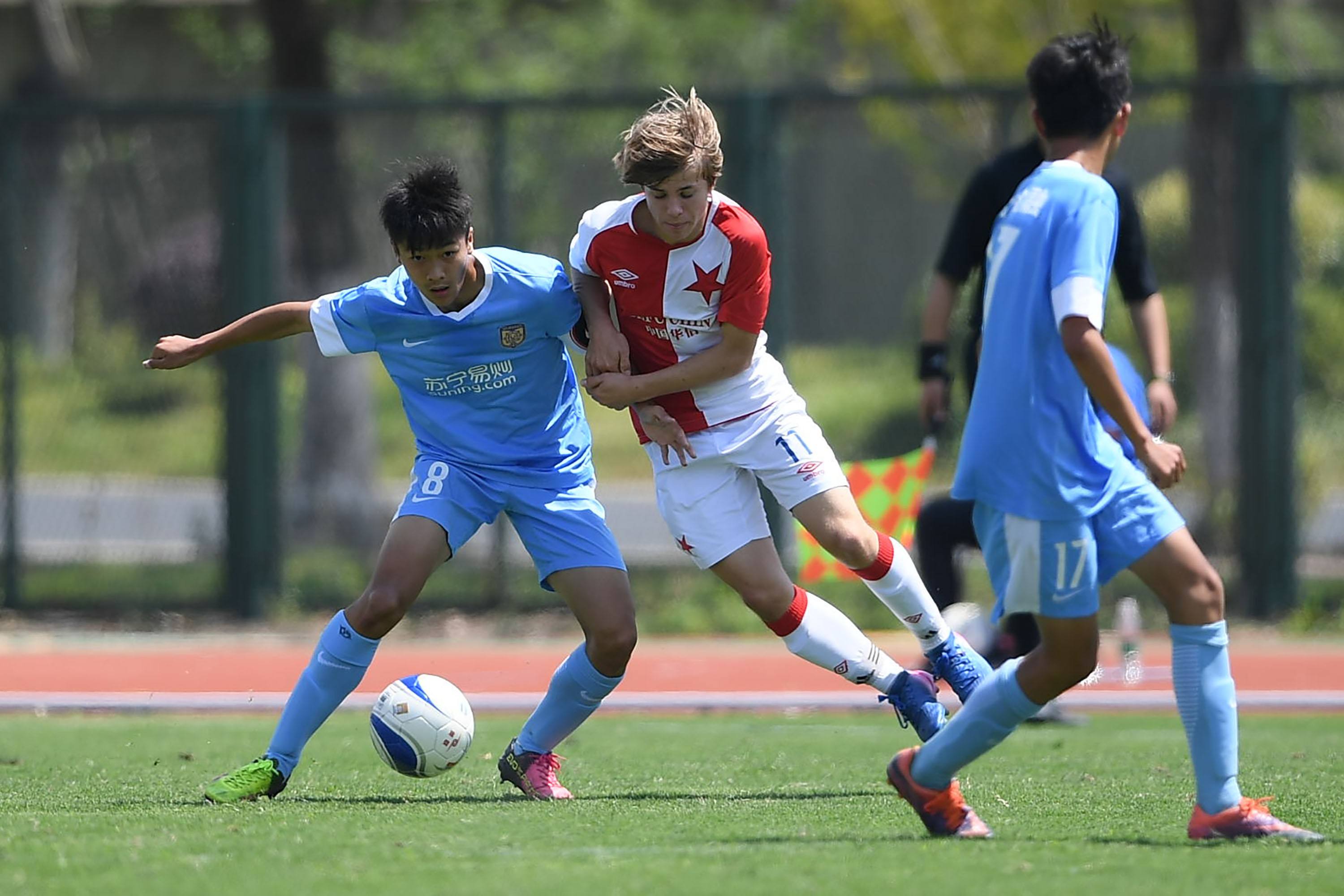 更为球队增 更为球队增