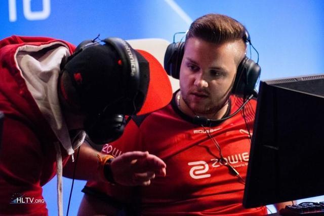 塔图姆的出 塔图姆的出