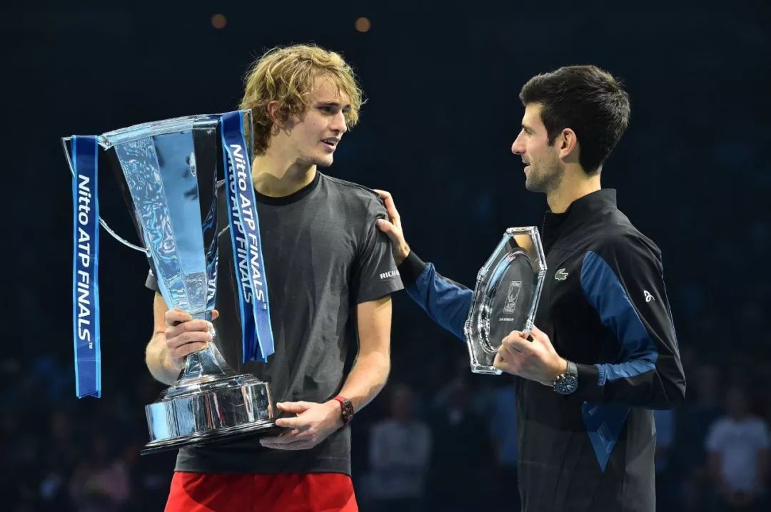 稳如泰山的 稳如泰山的